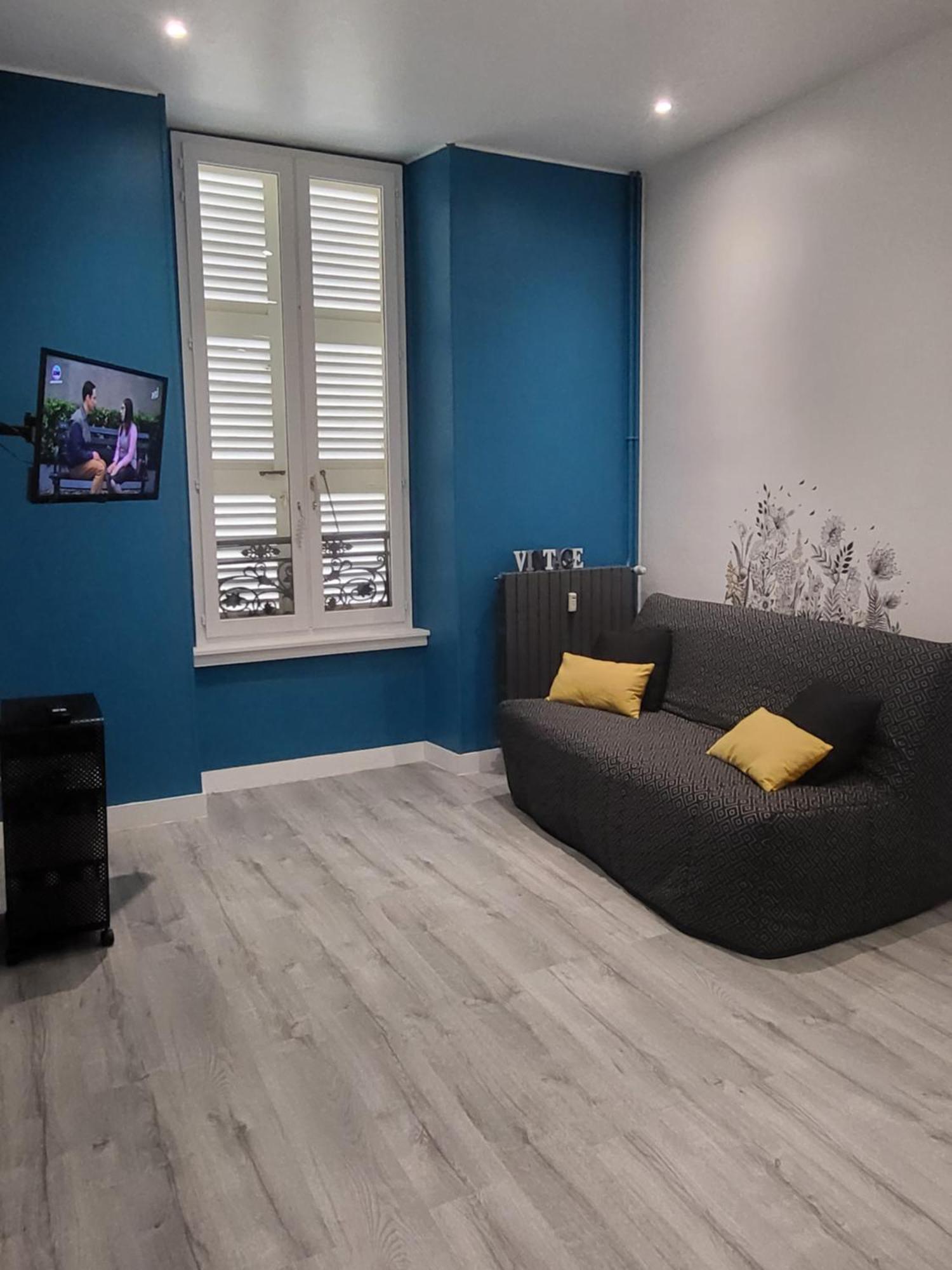 Grand Studio Refait A Neuf Centre-Ville La Bourboule Εξωτερικό φωτογραφία